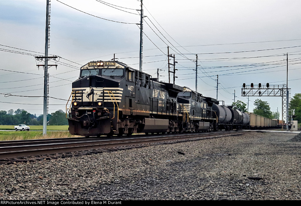 NS 4457 on 37A